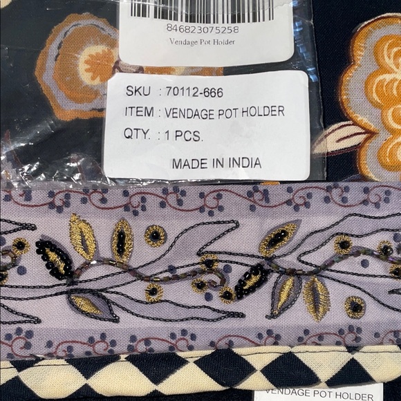 MacKenzie-Childs Vendage Black and Gold Pot Holder’ Made in India - Picture 4 of 4